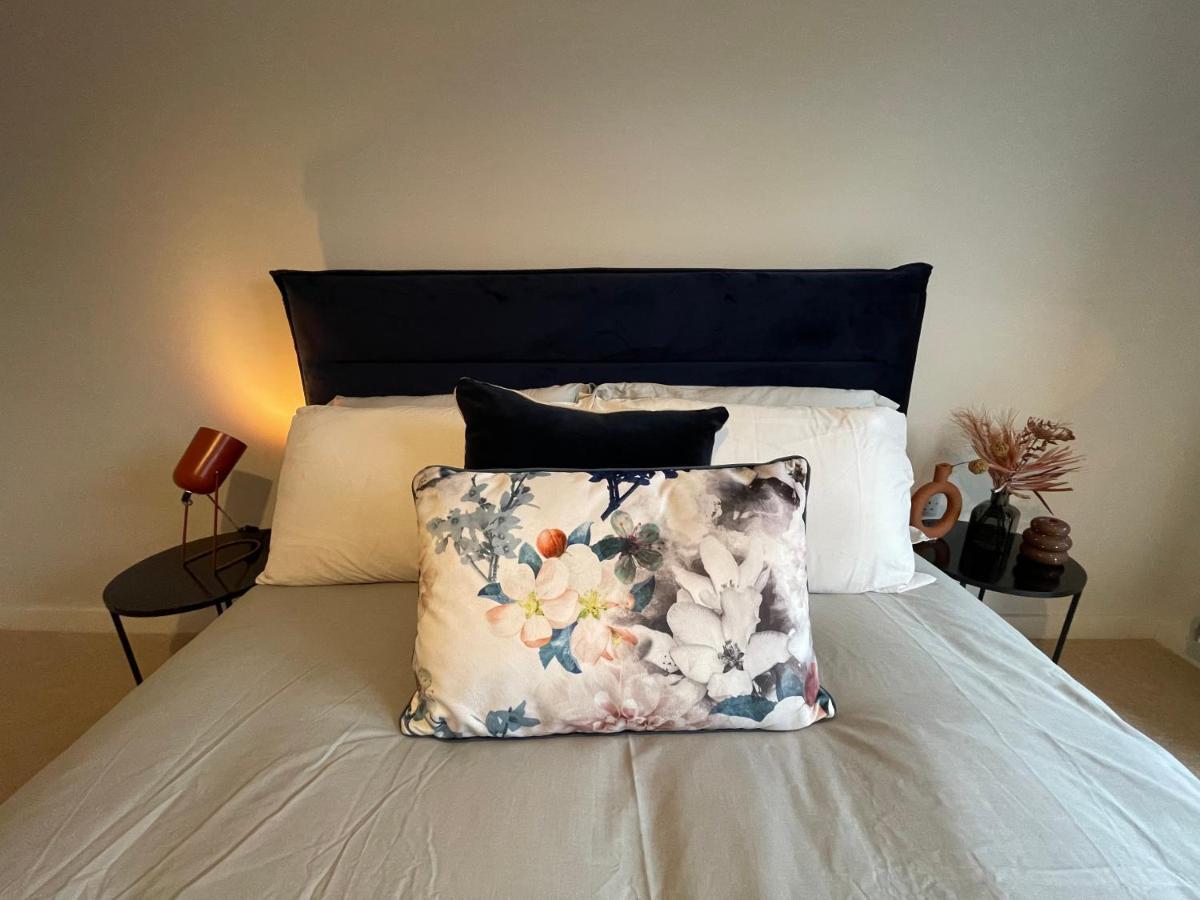 Stunning 2-Bed Apartment In Bristol With Parking エクステリア 写真
