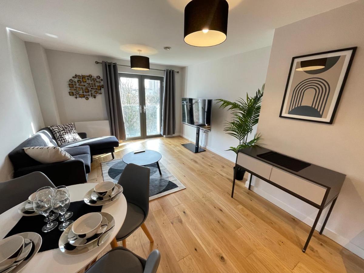 Stunning 2-Bed Apartment In Bristol With Parking エクステリア 写真